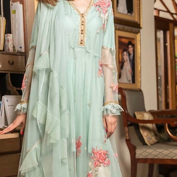 Desi Designer dress - Picture 5 of 7